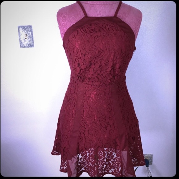 BURGUNDY DRESS - Picture 3 of 4
