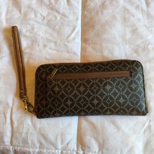 Fossil wristlet
