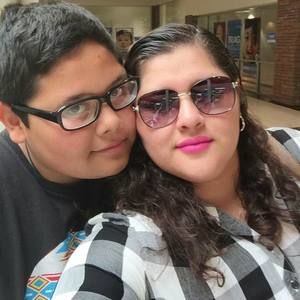 Meet your Posher, Aracely