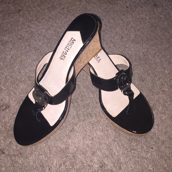 SOLD Black sandals heels - Picture 1 of 3