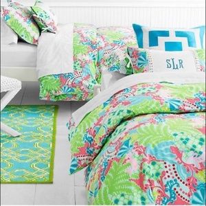 Lilly Pulitzer for Garnet Hill Twin bedding