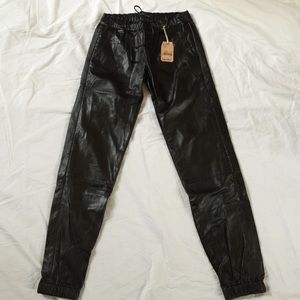 Leather skinny/jogger pant