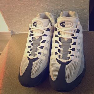 Size US 6 Nike air max 95's grey
