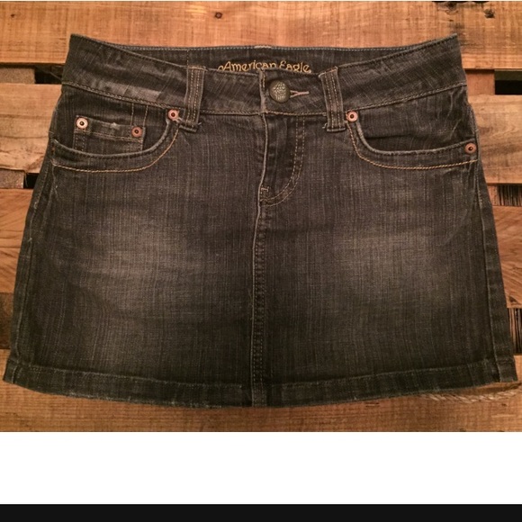 American Eagle black wash denim skirt