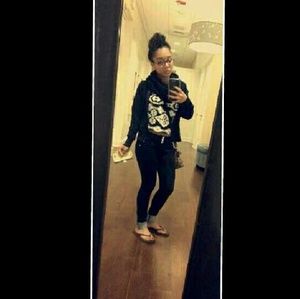 Meet your Posher, Ash