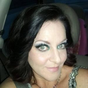 Meet your Posher, Alicia