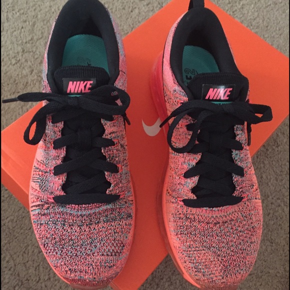 Nike flyknit max