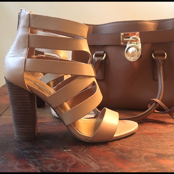 Steve Madden nude heels