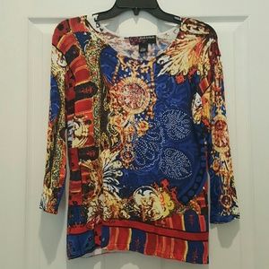 Colorful fun 3/4 sleeve shirt
