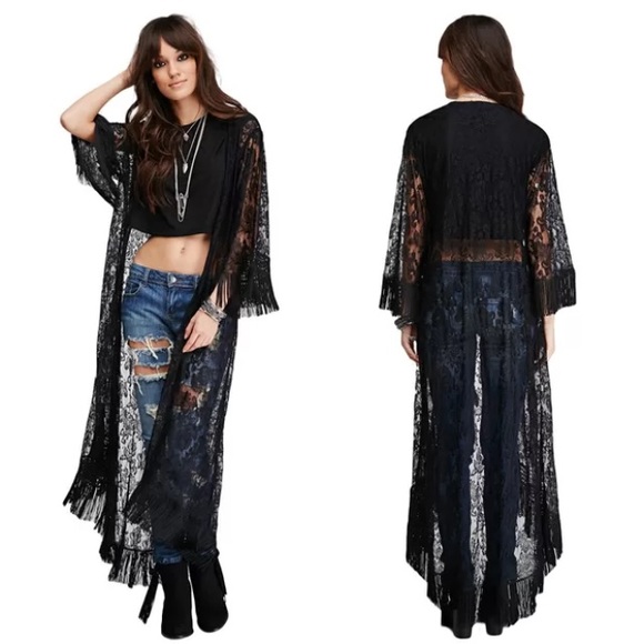 BLACK LACE LONG FRINGED KIMONO - Picture 2 of 4