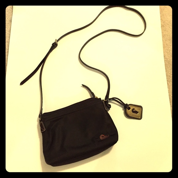 *Dooney & Bourke* NWOT brown off the shoulder bag