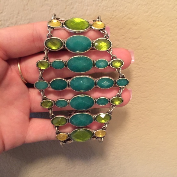 Bracelet