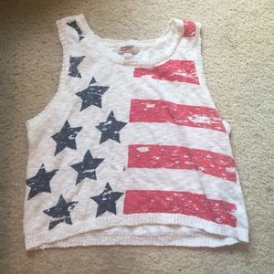 American sleeveless shirt