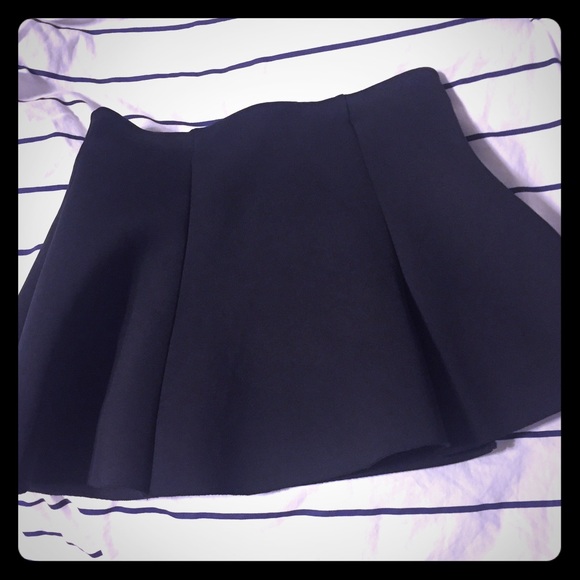 Forever 21 black skirt - Picture 1 of 2