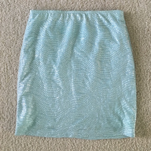Shiny mini skirt