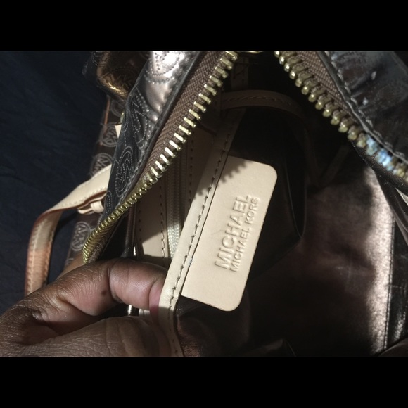 Purse - Picture 3 of 4