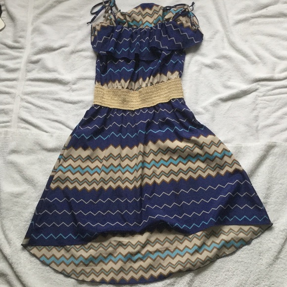 DRESS