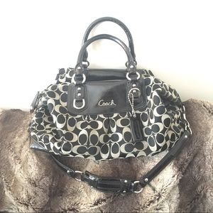 💯 AUTH Coach Large Ashley Sabrina Satchel