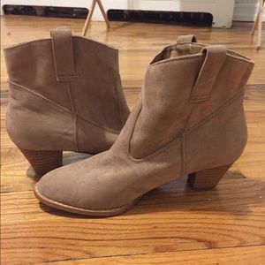 Western-style ankle booties