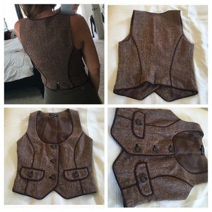 bebe Jackets & Coats - Maroon / brown tweed wool BEBE vest, size 0 NEW bebe Jackets & Coats - Maroon / brown tweed wool BEBE vest, size 0 NEW
