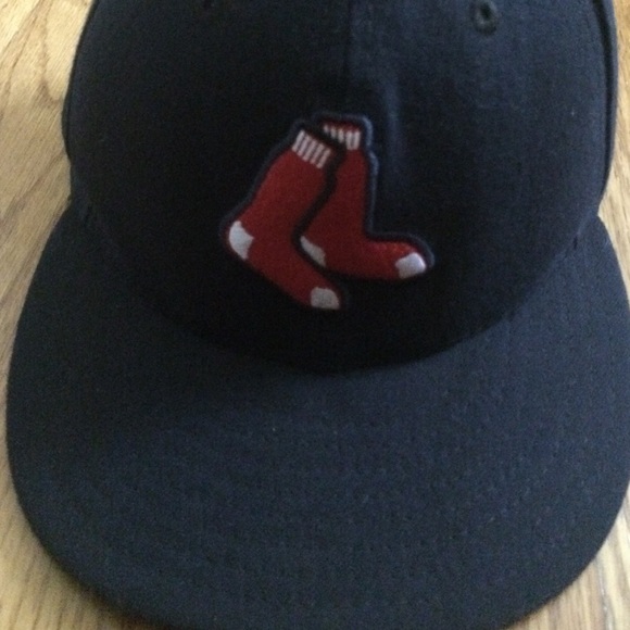 Red Sox Hat (size 7 1/4) - Picture 2 of 3