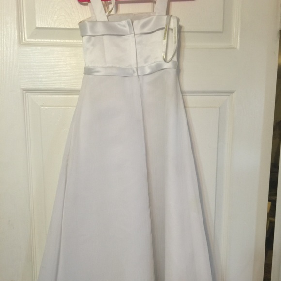 Dress - Picture 3 of 4