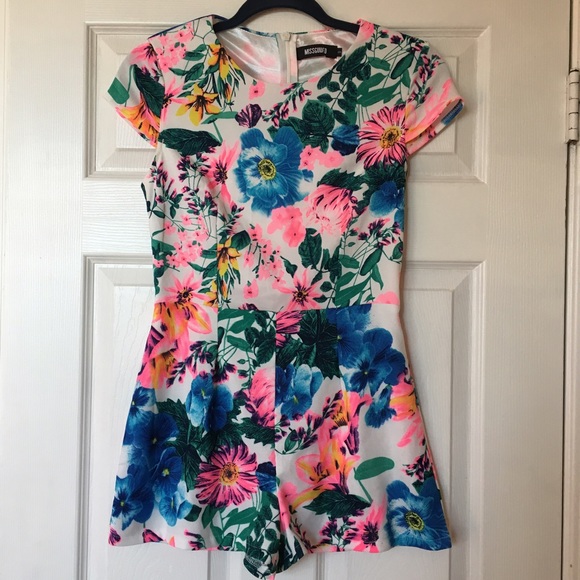 Missguided Other - 🌺Bright Floral Romper🌴