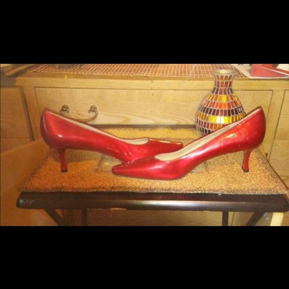 Red Stuart Weitzman size 11