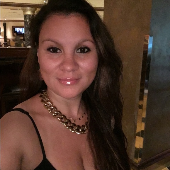 Meet your Posher, Erica