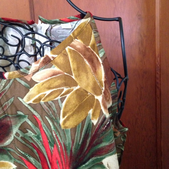 Hawaiian Print Sundress - Picture 2 of 3