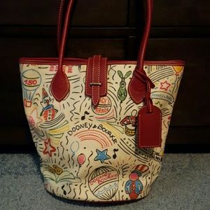 Dooney & Bourke Purse