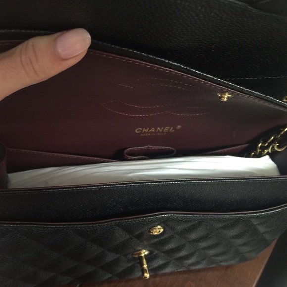 100% Auth. Chanel Black Jumbo Classic Flap w/ Gold - Picture 4 of 4