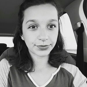 Meet your Posher, Hailey