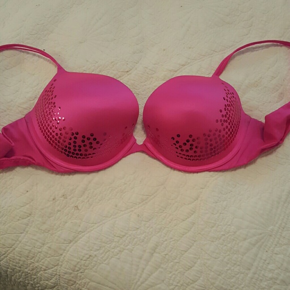 Victoria's Secret Bra (Very Sexy Push-Up)