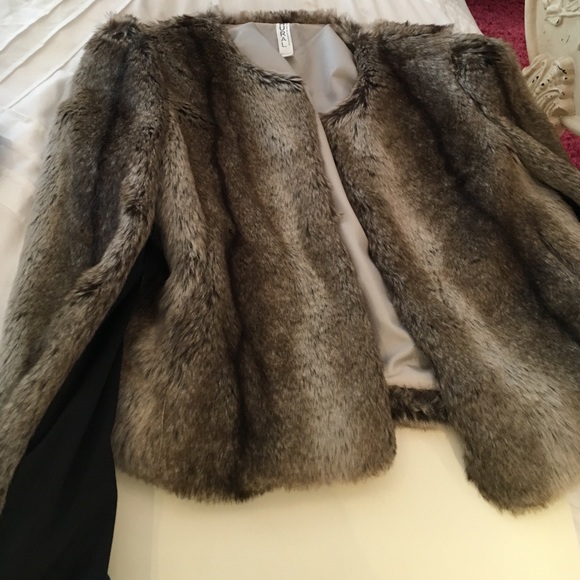 Fur Jacket - Picture 2 of 4