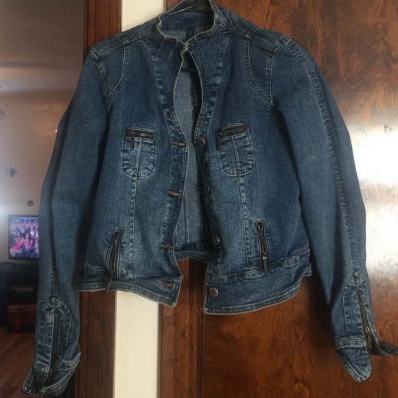 Jean jacket - Picture 1 of 1