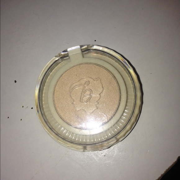benefit eyeshadow|| "call my buff"