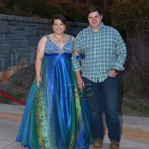 Meet your Posher, Shannon