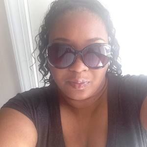 Meet your Posher, Roxanne