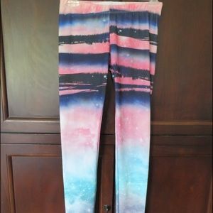 Galaxy aurora pattern leggings