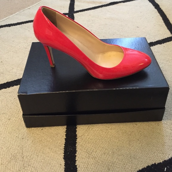 Pink J. Crew patent leather heels.