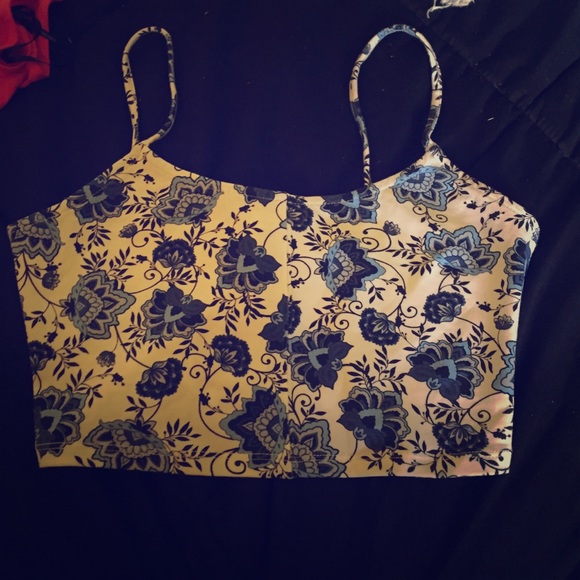 crop top
