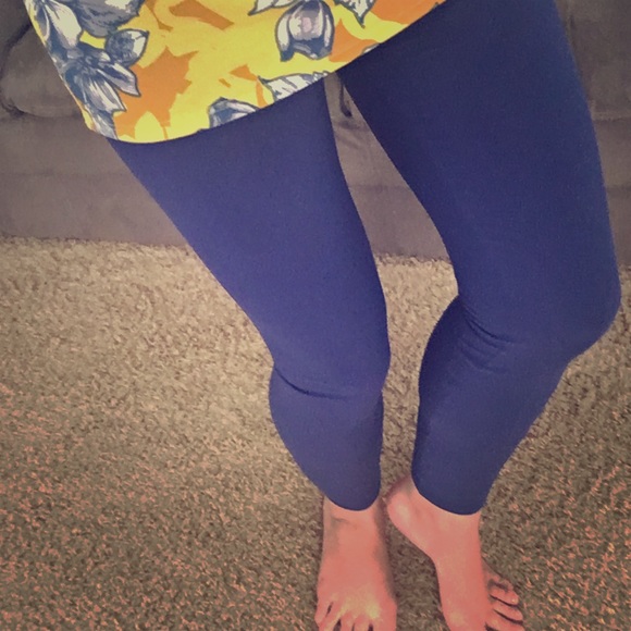 Lularoe navy solid leggings