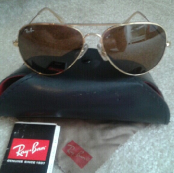 Gold ray ban glasses with case