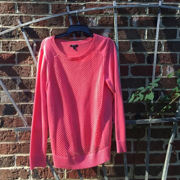 Geometric Patterned Soft Sweater