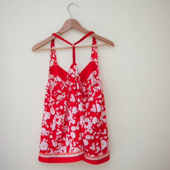 SALE ✨Y back Flower Blouse - Picture 3 of 3