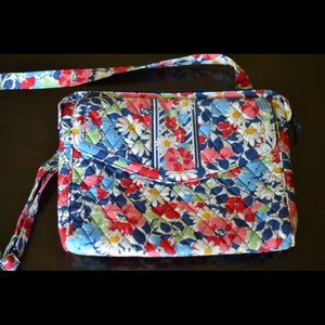 Vera Bradley tablet hipster in Summer Cottage