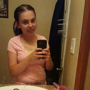 Meet your Posher, Carlee