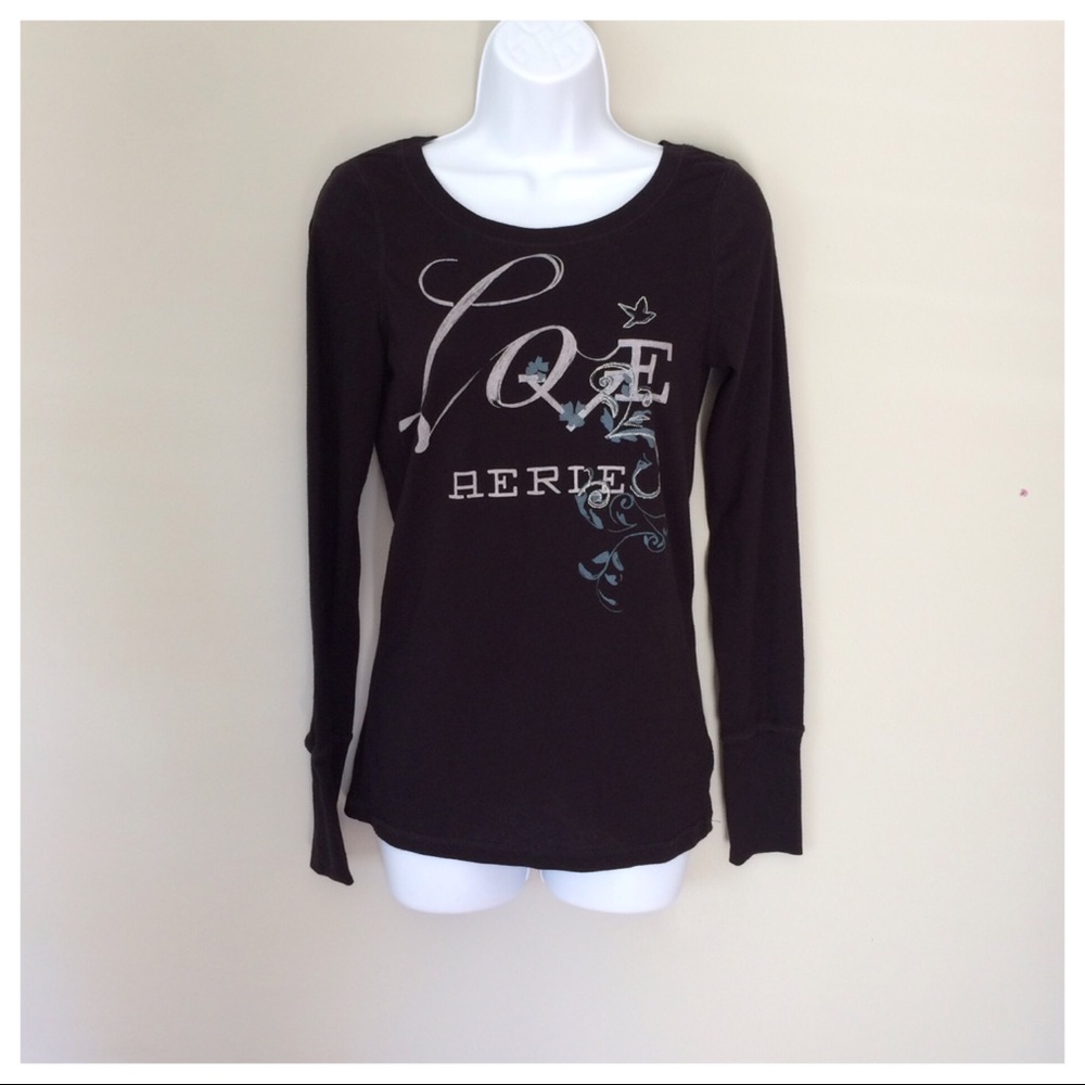 NWOT Aerie long sleeve tee.