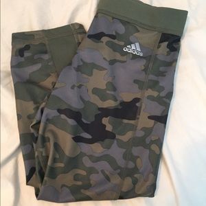 Camo Adidas Cropped Leggings